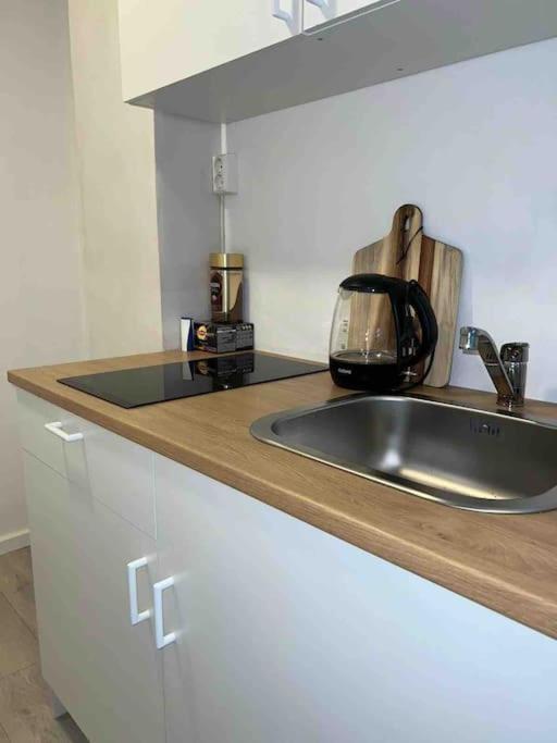Sentral Leilighet I Gamle Oslo Apartment Bagian luar foto